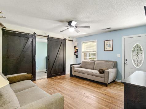212 Forest Circle Summerville SC 29483