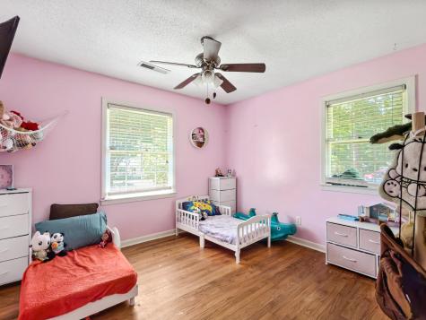 212 Forest Circle Summerville SC 29483