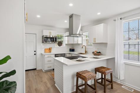 940 Sycamore Avenue Charleston SC 29407