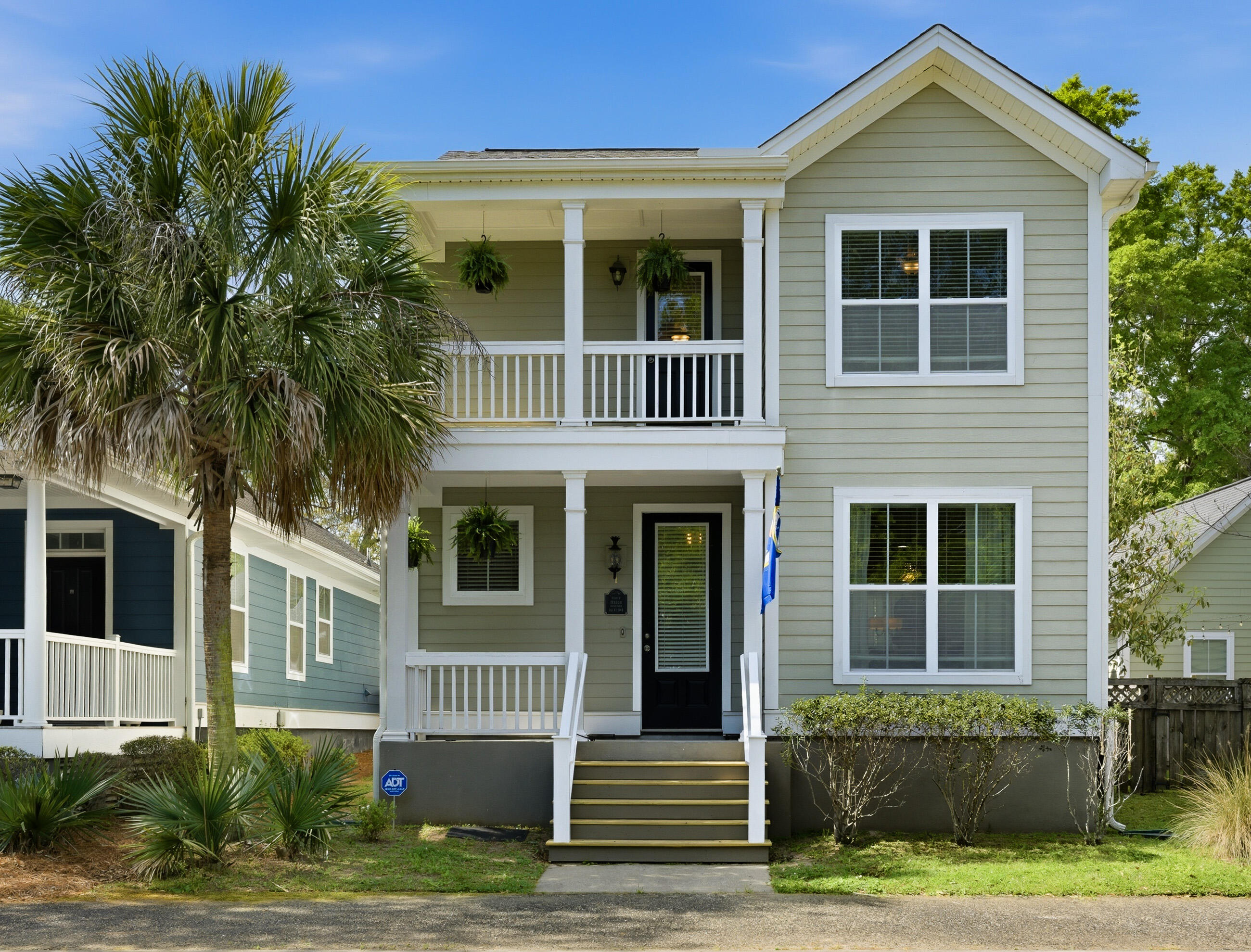 5292 E Dolphin Street North Charleston SC 29405