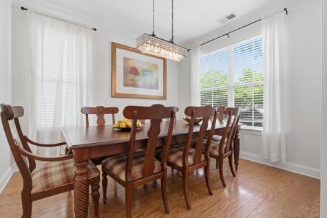 5292 E Dolphin Street North Charleston SC 29405