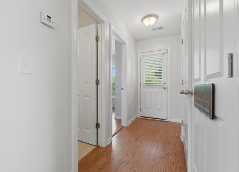 5292 E Dolphin Street North Charleston SC 29405