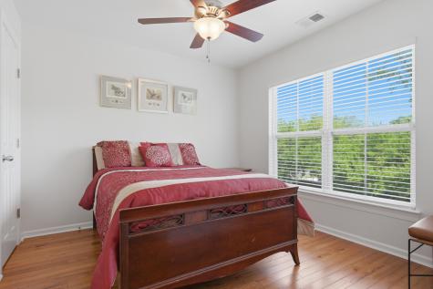 5292 E Dolphin Street North Charleston SC 29405