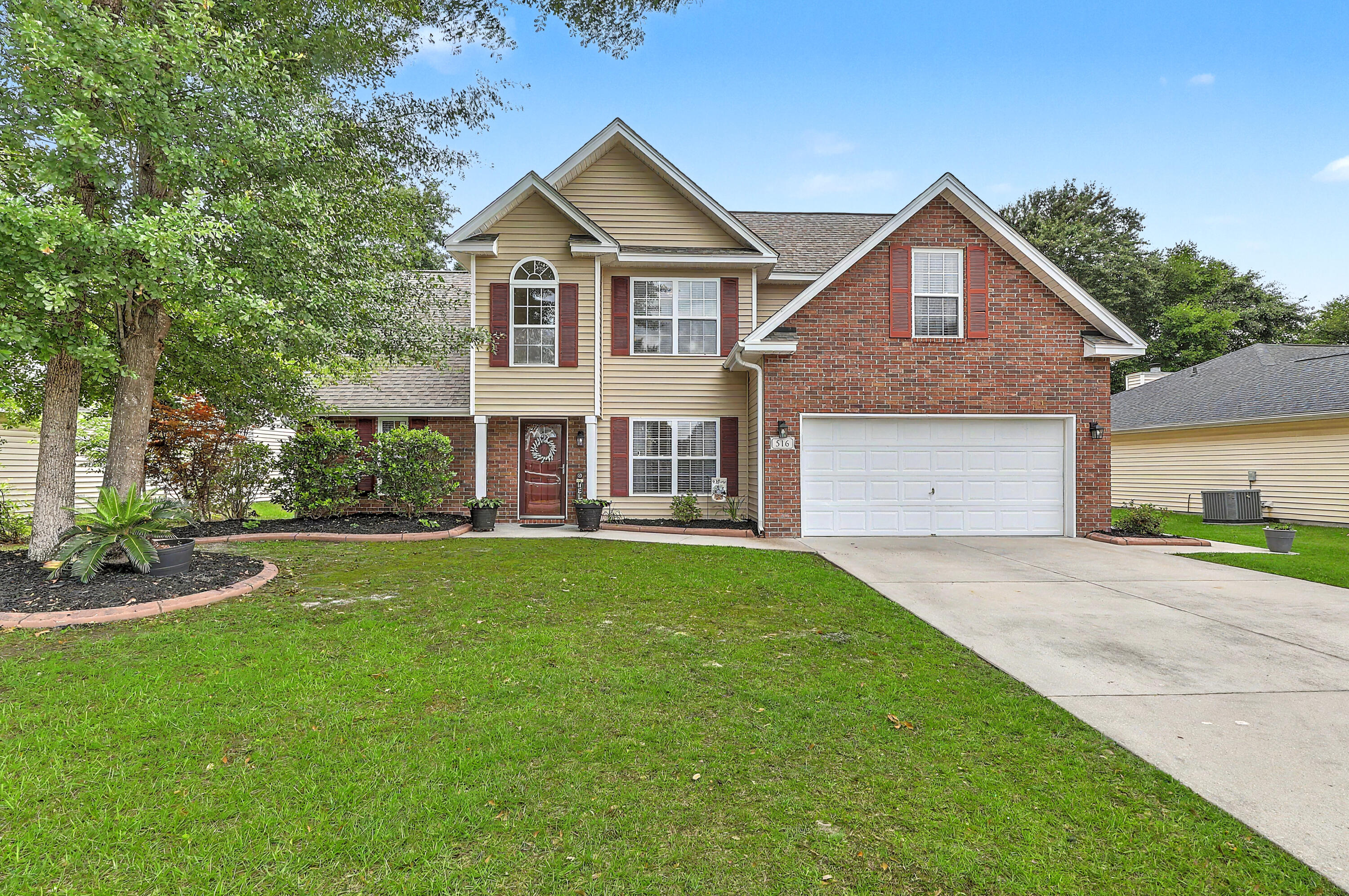516 Rosings Drive Summerville SC 29486