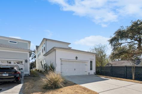 1029 Avenue Of Oaks Charleston SC 29407