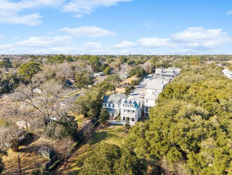 1029 Avenue Of Oaks Charleston SC 29407