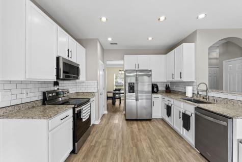 109 Hollytree Circle Ladson SC 29456