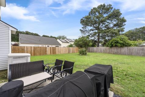 109 Hollytree Circle Ladson SC 29456