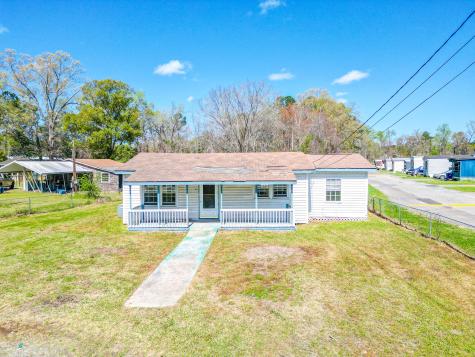 1632 Central Avenue Summerville SC 29483