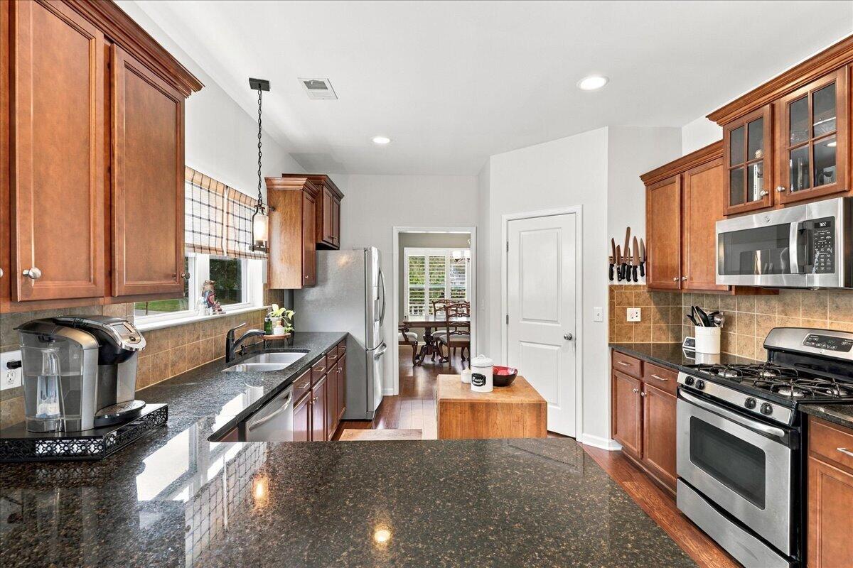 125 Hanging Moss Road Summerville SC 29485