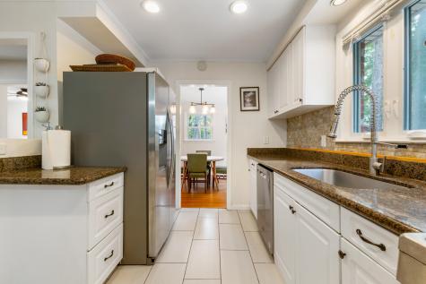 743 Waterloo Street Charleston SC 29412