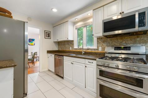 743 Waterloo Street Charleston SC 29412