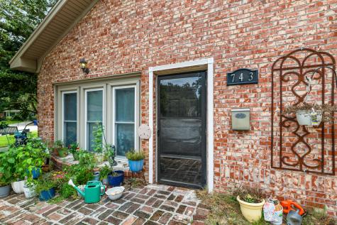 743 Waterloo Street Charleston SC 29412