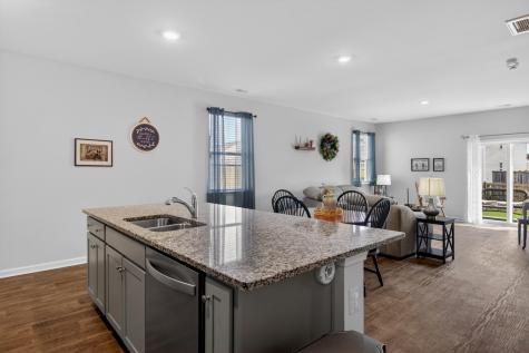 410 Eastern Pine Summerville SC 29486