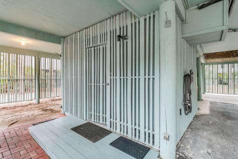 38 Twin Oaks Lane Isle Of Palms SC 29451