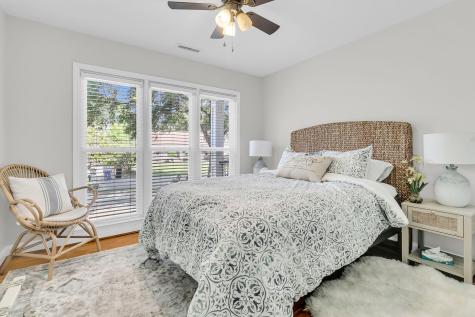 113 Oyster Point Row Charleston SC 29412