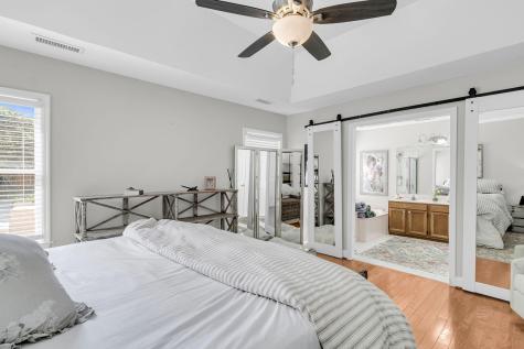 113 Oyster Point Row Charleston SC 29412