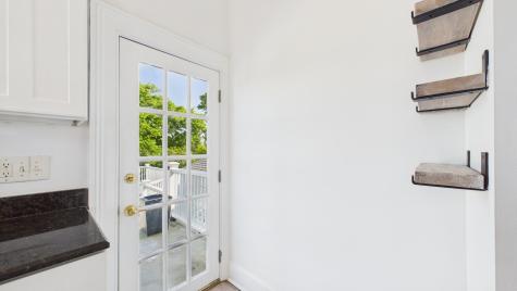 180 Broad Street Charleston SC 29401