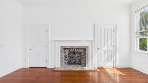 180 Broad Street Charleston SC 29401