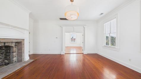 180 Broad Street Charleston SC 29401
