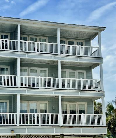 106 W Arctic Avenue Folly Beach SC 29439