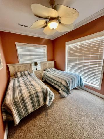 106 W Arctic Avenue Folly Beach SC 29439