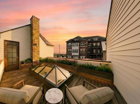 63 Ashley Avenue Charleston SC 29401
