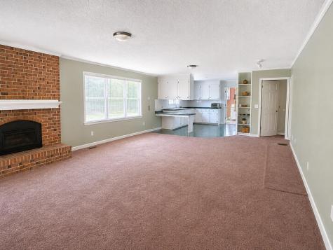 2112 W Carolina Avenue Hartsville SC 29550