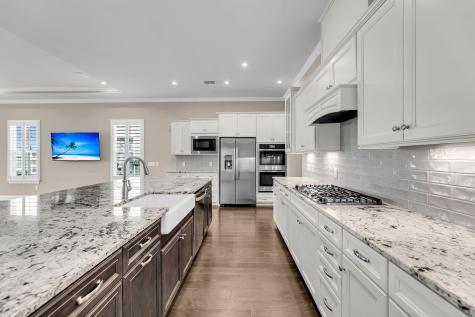 327 Tupelo Lake Drive Summerville SC 29486