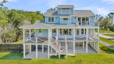 559 Schooner Road Charleston SC 29412