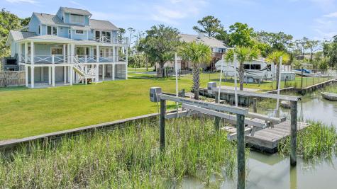 559 Schooner Road Charleston SC 29412
