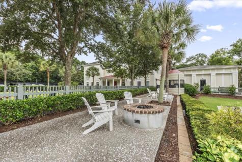 23 Robert Mills Circle Mount Pleasant SC 29464
