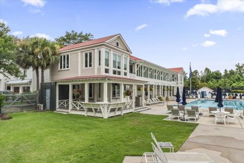 23 Robert Mills Circle Mount Pleasant SC 29464