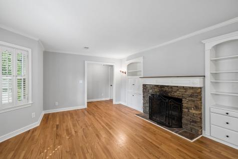 562 Fort Johnson Road Charleston SC 29412