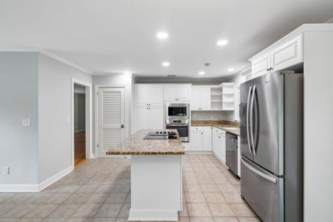 562 Fort Johnson Road Charleston SC 29412