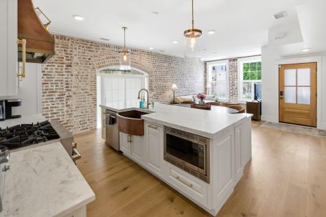 44 State Street Charleston SC 29401