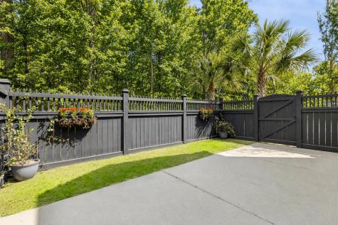 2574 Kings Gate Lane Mount Pleasant SC 29466