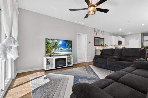627 Silver Spruce Summerville SC 29486