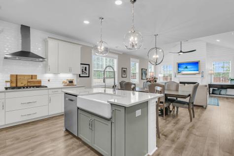 607 Yellow Leaf Lane Summerville SC 29486