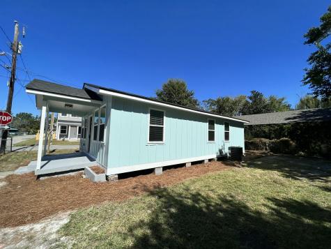 2363 Cosmopolitan Street North Charleston SC 29405