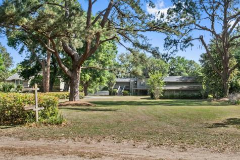 6195 Ranch Road Wadmalaw Island SC 29487