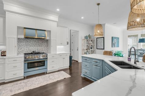615 Island Park Drive Charleston SC 29492