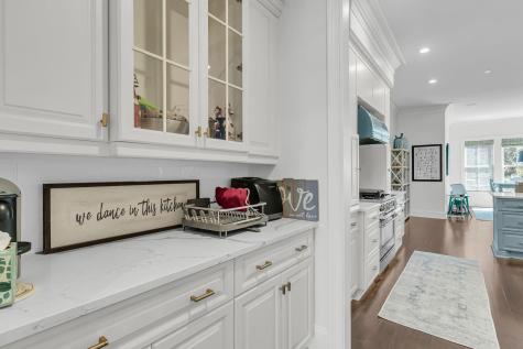 615 Island Park Drive Charleston SC 29492