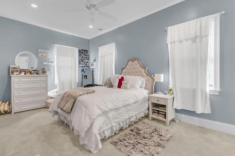 615 Island Park Drive Charleston SC 29492