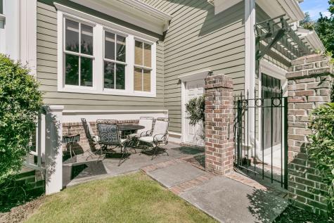 615 Island Park Drive Charleston SC 29492