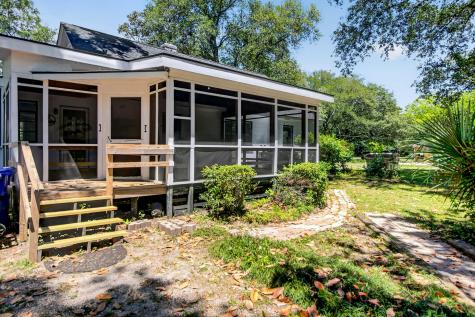 1663 Pinckney Park Drive Charleston SC 29407