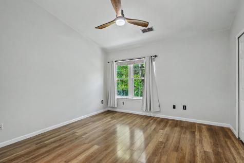 7921 Shadow Oak Drive North Charleston SC 29406