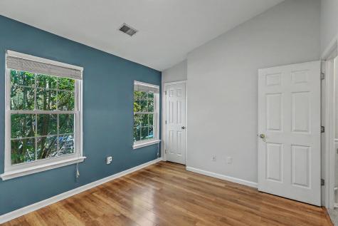 7921 Shadow Oak Drive North Charleston SC 29406