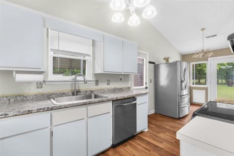 102 Nancy Lane Summerville SC 29485