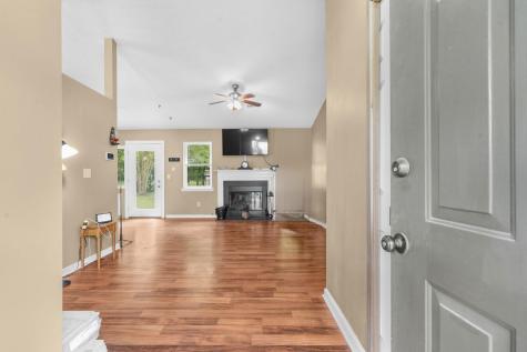 102 Nancy Lane Summerville SC 29485